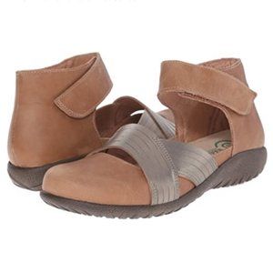 NAOT Women's Tenei Flat Sandal 39